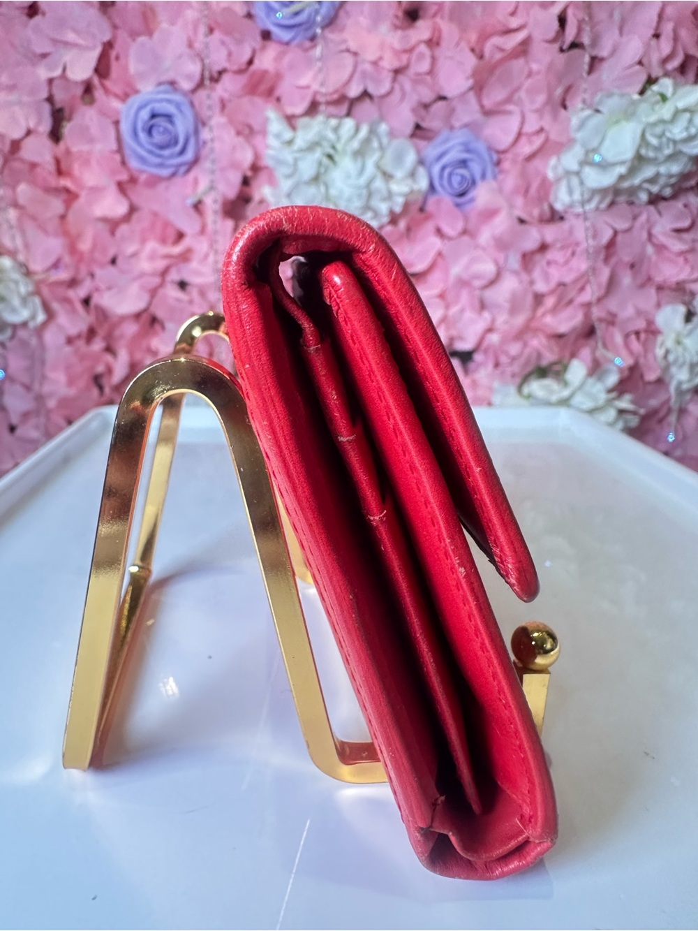 Valentino Rudy Red Textured Wallet - Picture 8 of 16